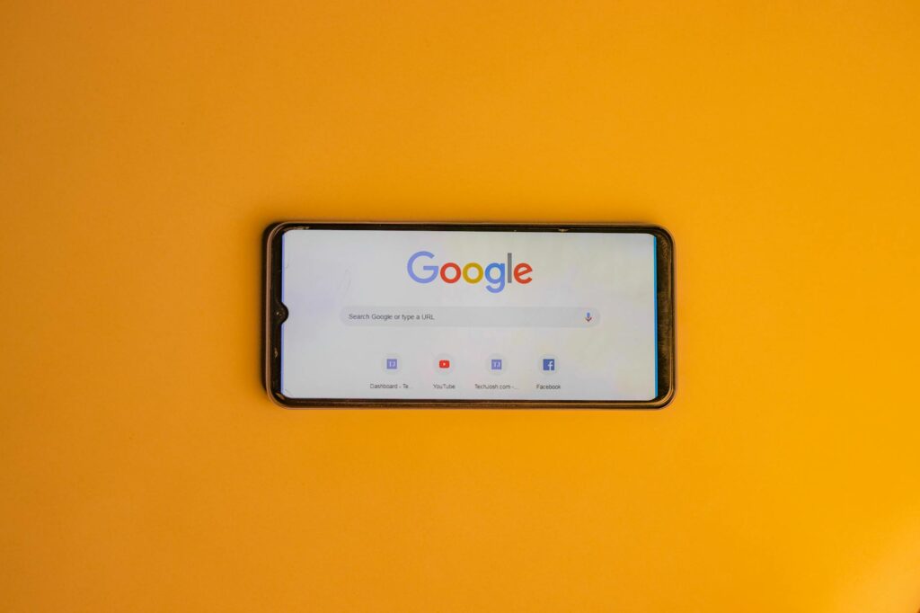 AI Search vs Traditional Search: When To Use Which