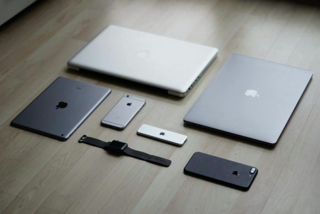 Apple AirTag vs. Tile Mate: A 2026 Showdown