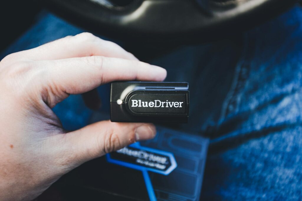 Bluetooth vs. GPS Trackers: Which is Right for Your Valuables in 2026?
