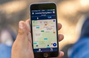 GPS Trackers vs. Bluetooth Finders