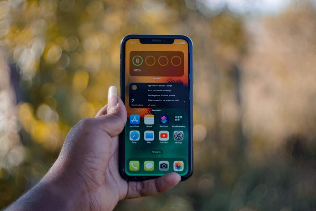 iPhone 18 Battery Life: Maximizing Power in 2026