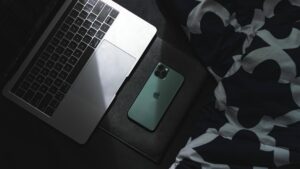 iPhone 18 vs. iPhone 18 Pro: Which Model is Right for You in 2026?