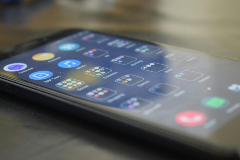 AI in Smartphones 2026: Features & Future Trends